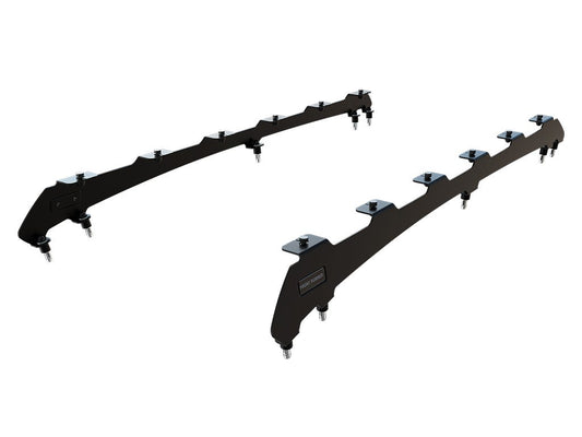 Front Runner Dometic Toyota Tundra Double Cab (2007 - 2021) Fußreling (Paar) / Flaches Profil