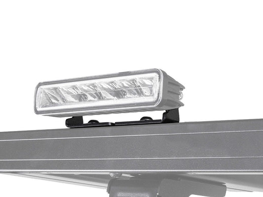Front Runner Dometic 22" LED Zusatzscheinwerfer-Halterung / Osram SX500-SP