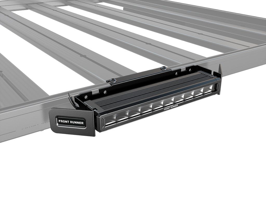 Front Runner Dometic 10" LED Zusatzscheinwerfer VX250-FL / 12 V / 24 V / Flutlicht & Halterung